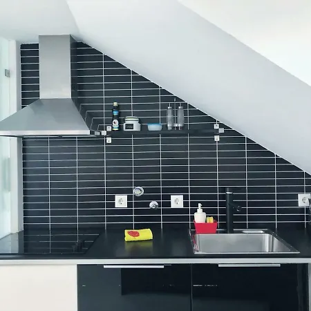 Duplex In Bairro Alto Апартаменты Лиссабон