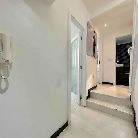 Duplex In Bairro Alto Lizbona