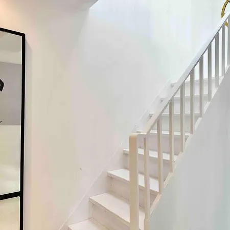 Duplex In Bairro Alto Apartament Lizbona