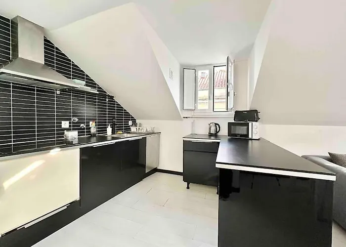 Duplex In Bairro Alto