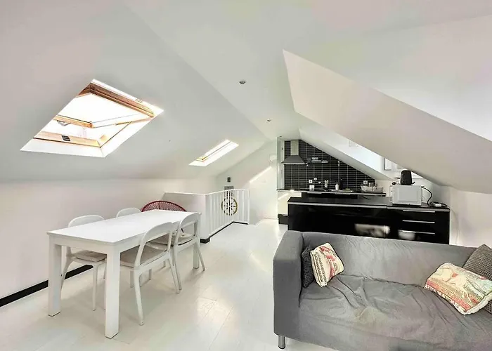 Duplex In Bairro Alto